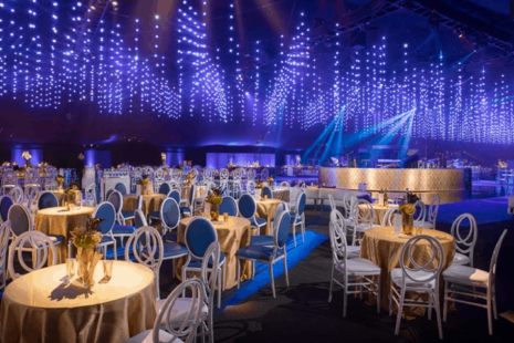 Nightclub setting with gold tablecloths